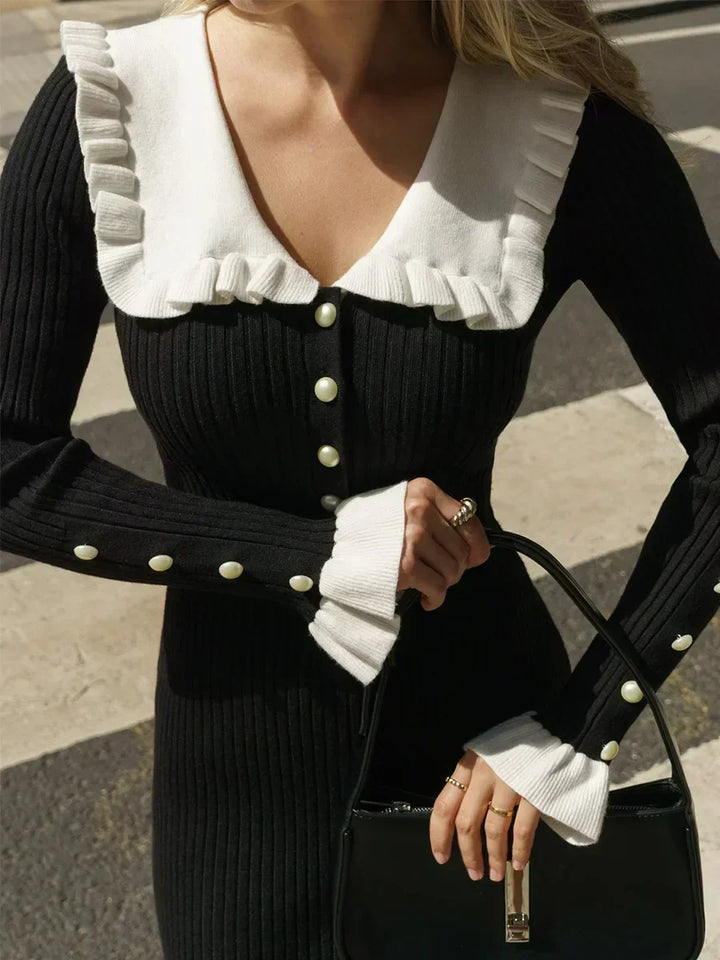Flattering women's high waist ruffle maxi dress. Elegant long dress, ideal for a chic fall/winter style.