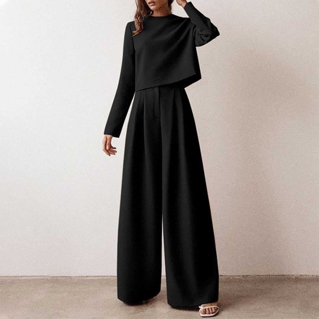 Elegant women's cotton two-piece palazzo set, featuring a loose-fit top & wide-leg pants.