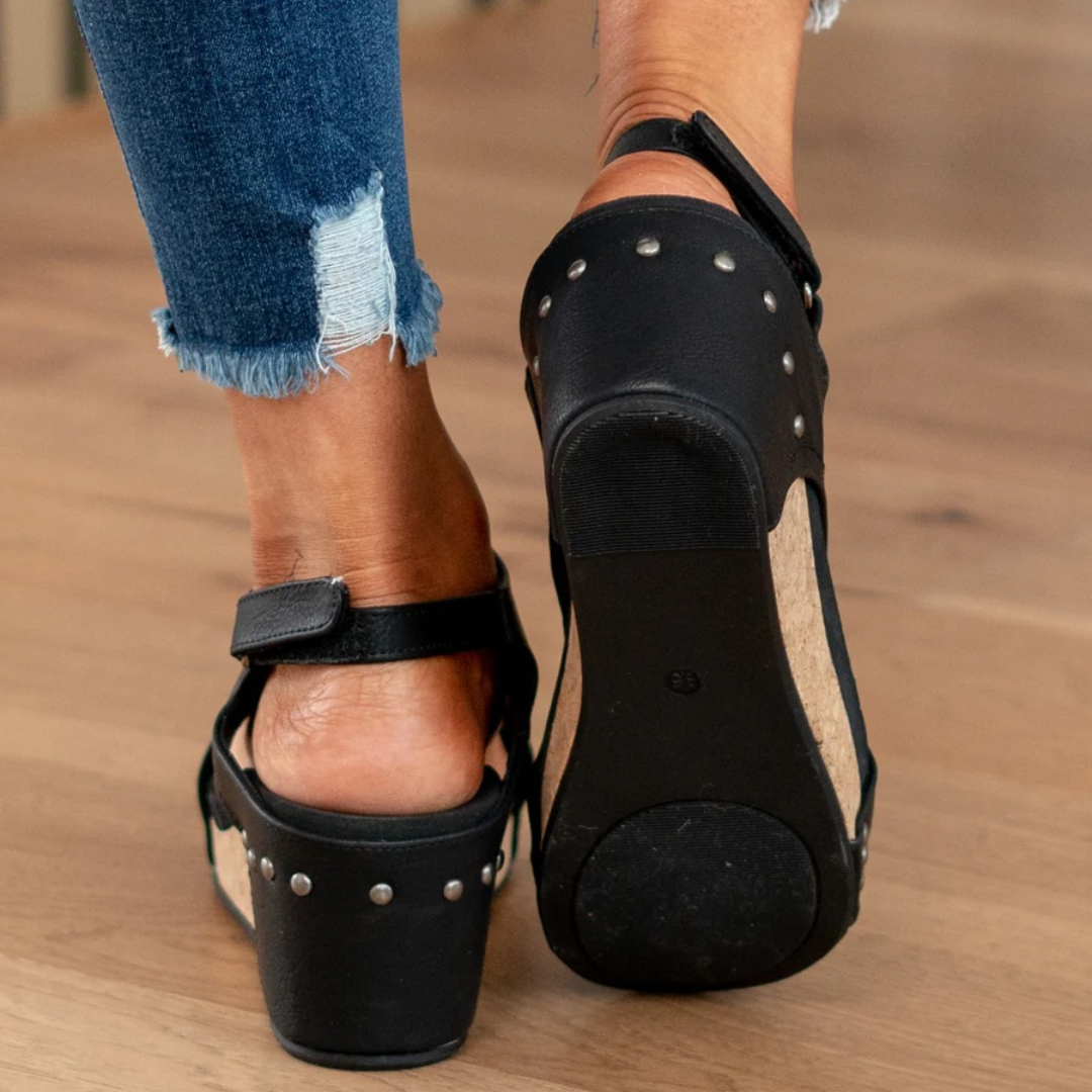 Perfect women's wedge sandals for vacation, offering elegant style and comfortable walking.