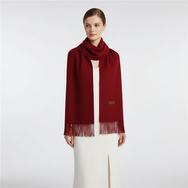 Oversized women's winter scarf, a large wrap for versatile wear, cozy comfort & elegant autumn style.