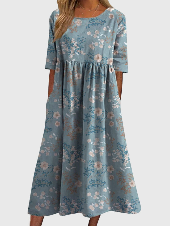 Comfortable women's embroidered summer dress, ideal for any casual or semi-formal event.