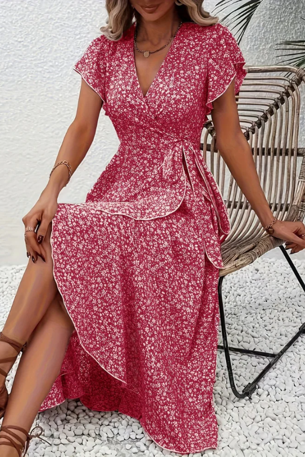 Stylish women's V-neck dress with an elegant silhouette and short sleeves, perfect for chic versatile wear.