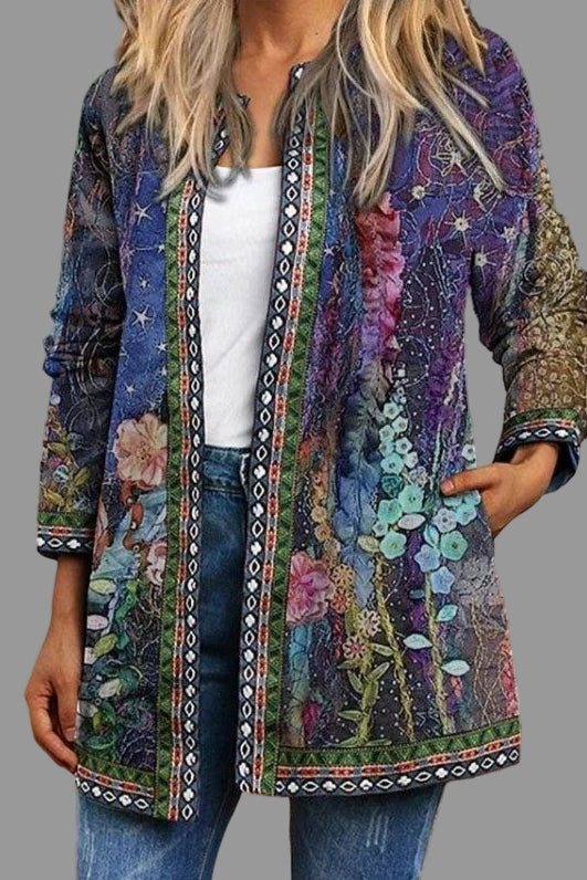 Women's floral printed cardigan with long sleeves, ideal for casual layering. Stylish spring fashion outerwear.
