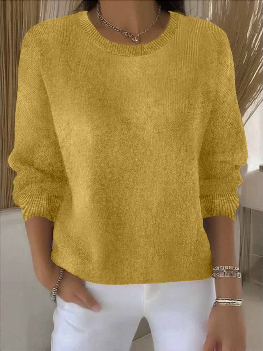 Front view: Women's Flowy Relaxed Fit Sweater. Versatile casual top for everyday fashion and autumn.