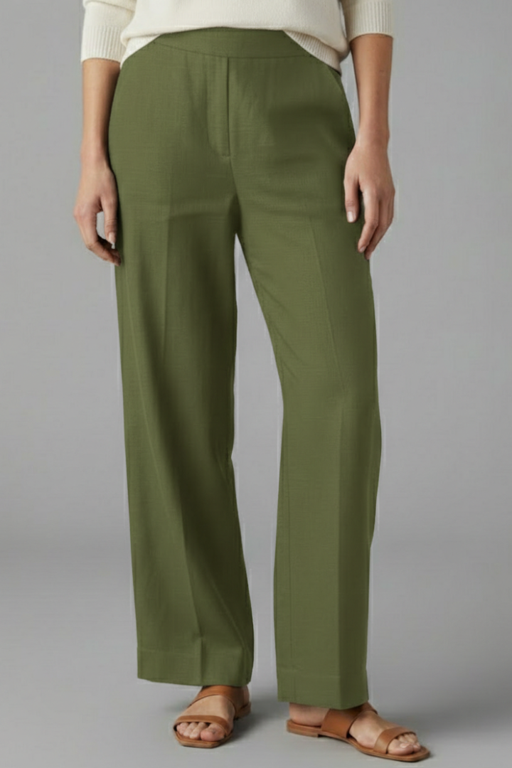 Pull-on women's casual pants: full-length straight leg trousers with a flexible elastic waist for easy wear.