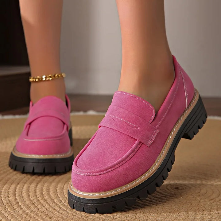 Orthopedic black platform loafers for women, perfect for casual wear