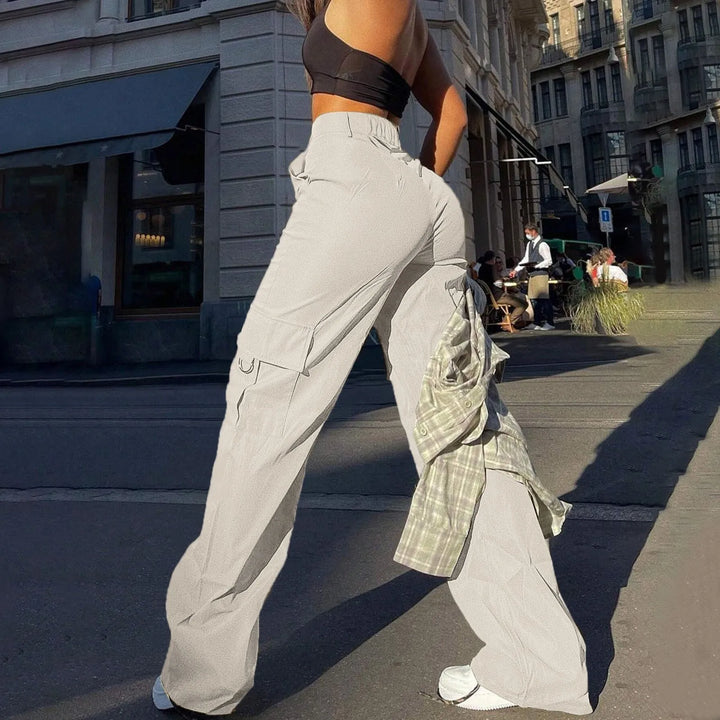 Effortless style with women's high waist wide leg cargo pants, a versatile fashion bottom.