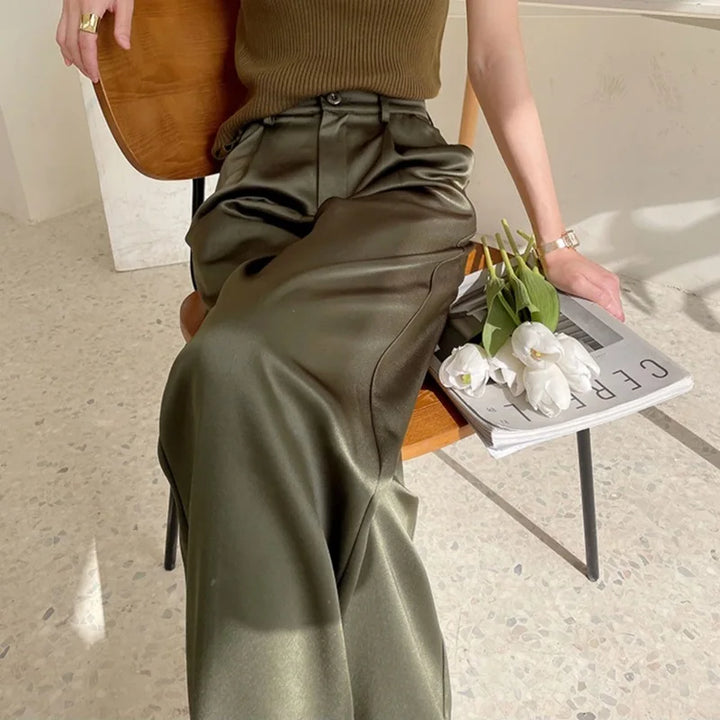 Soft women's wide leg pants, high waist, loose fit, great for casual spring & summer style.
