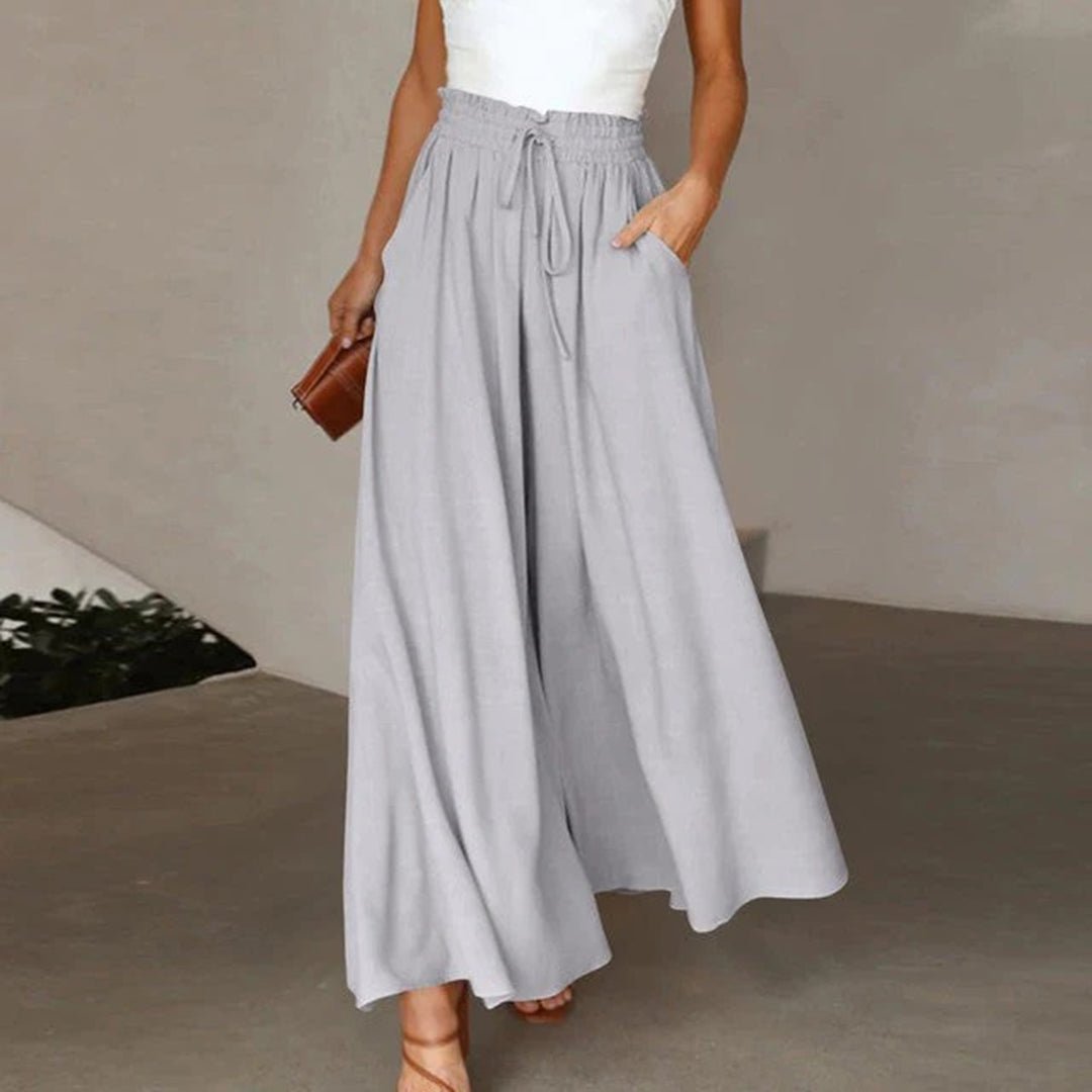 Comfortable women's wide leg pants with a high waist, suitable for effortless everyday style.