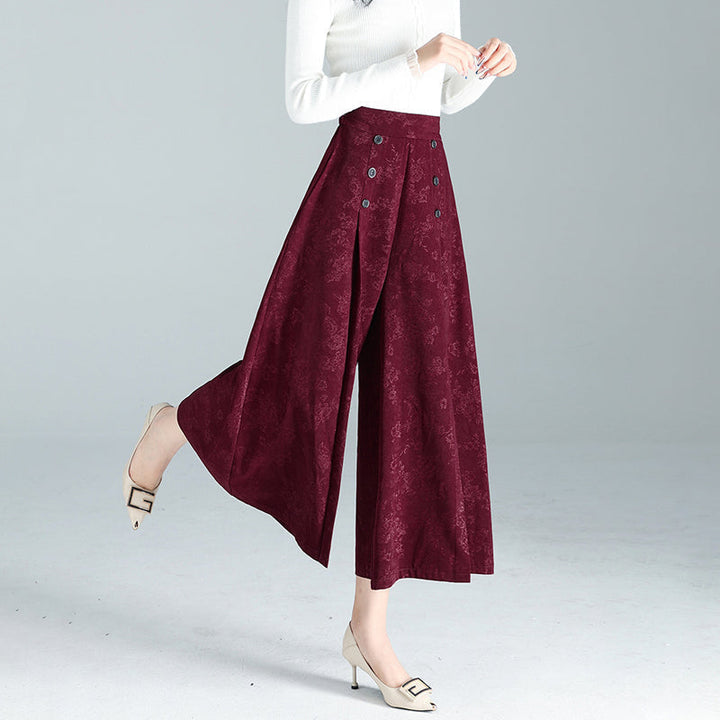 Elegant women's wide-leg pants in ice silk fabric, perfect for a refined yet comfortable look