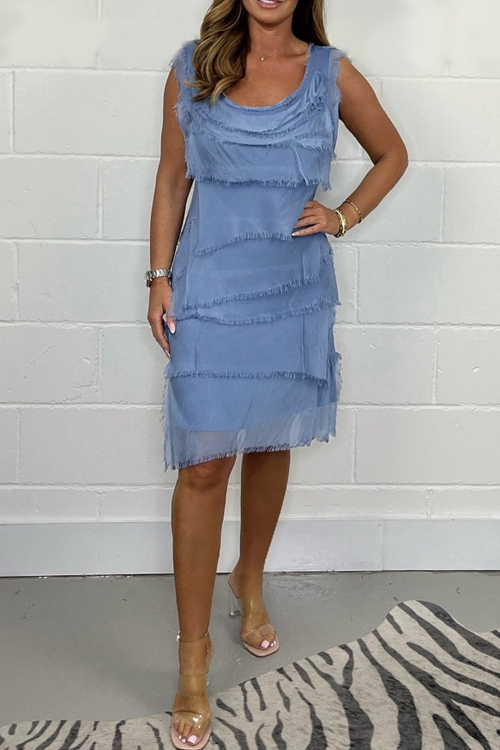 Chic Ilaira sleeveless frayed hem dress for women, offering a unique blend of casual and elegant summer style.