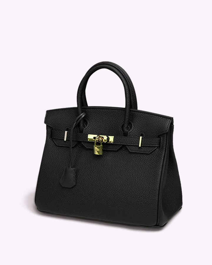 Smooth leather women's large handbag. Elegant tote, perfect for a refined everyday look.