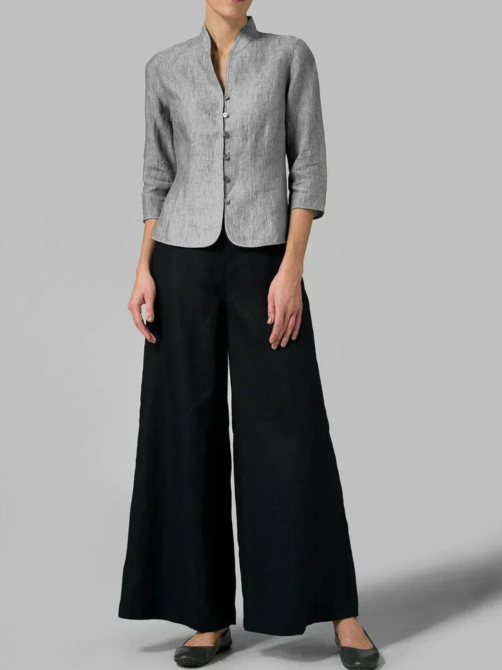 Modern women's button-front blouse, minimalist design, offering effortless style & comfort.