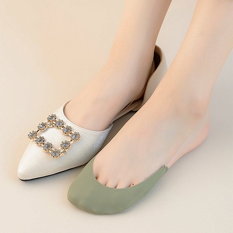 Soft fabric women's no-show toe socks, designed for comfort and invisibility