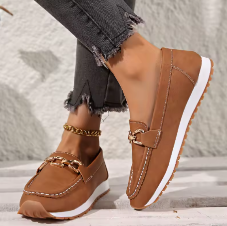 Non-slip women's loafers: ultimate orthopedic support, comfortable for work or leisure.