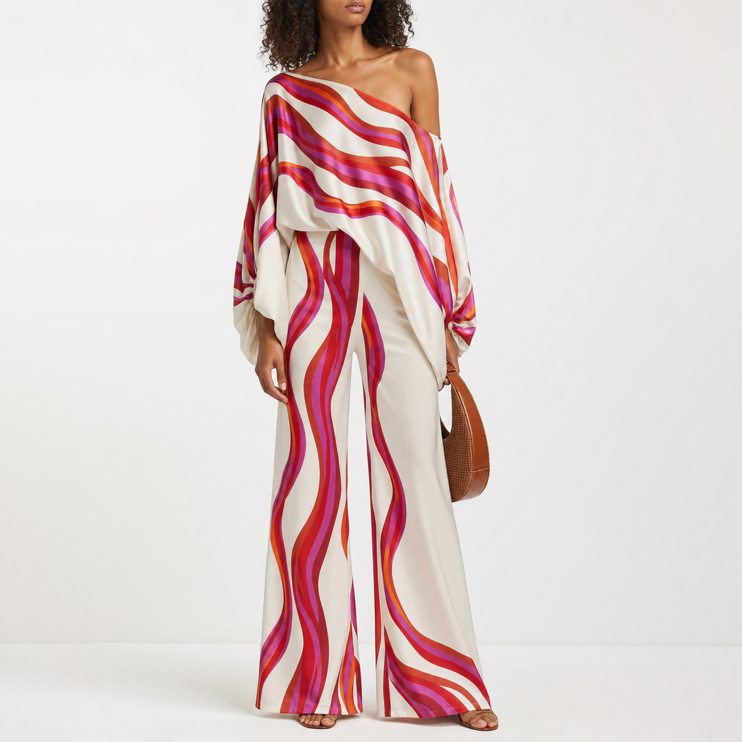 Relaxed fit off-shoulder two-piece set for women. Great vacation wear & summer fashion.