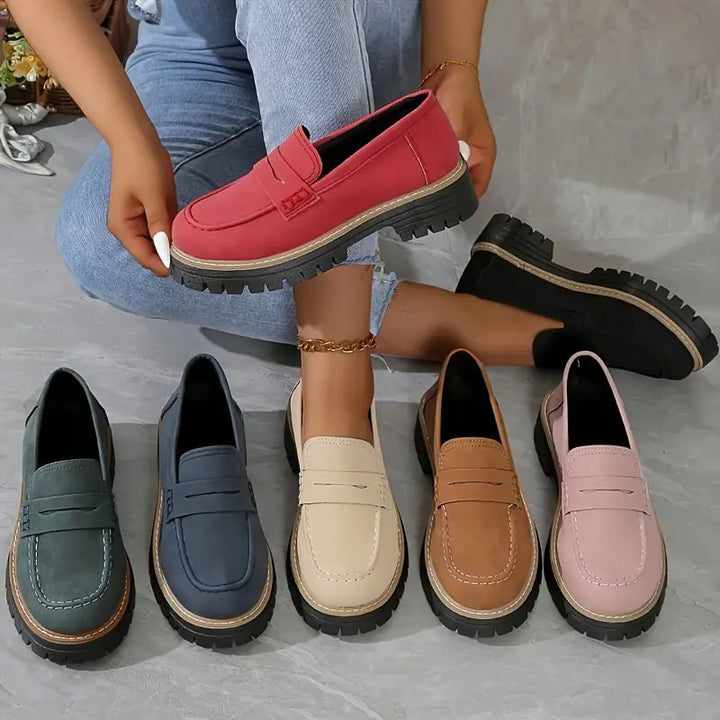 Easy-wear women's wide toe box loafers, orthopaedic design provides ultimate casual comfort.