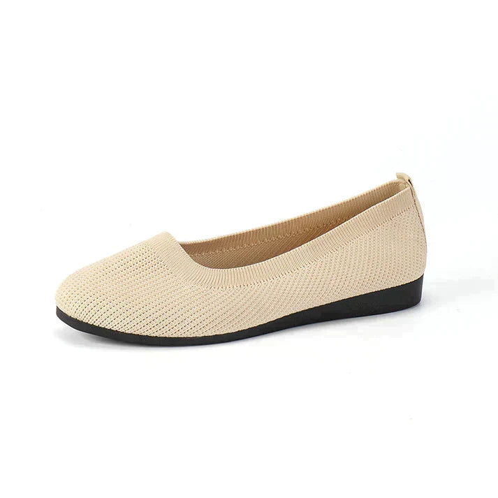 Comfortable women's ballet flats, designed with orthopedic support for all-day walking & casual style.