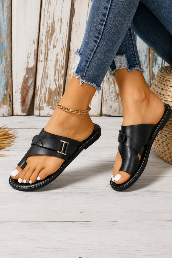 Adjustable women's comfort sandals for bunion relief, perfect for casual summer wear with orthopedic foot support.