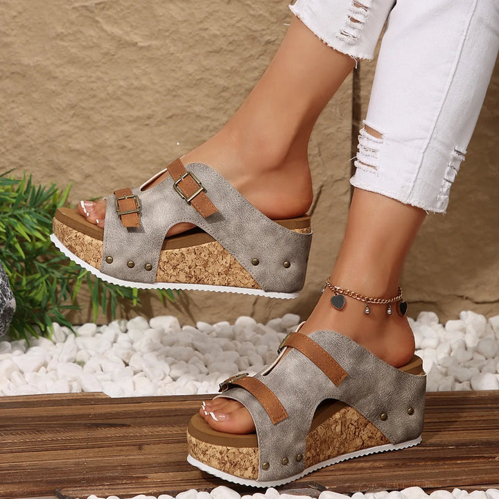 Relaxed women's casual sandals, double buckle slip-on for orthopedic comfort