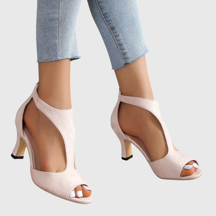 Elegant black orthopedic heels for women, perfect for work, dress, or fashion.