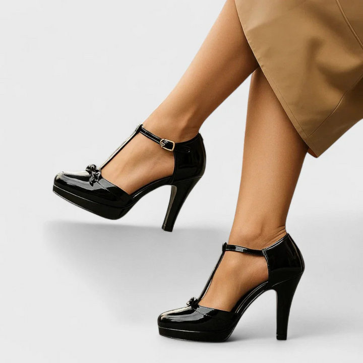 Formal women's black orthopedic heels, combining elegant style with essential comfort and support.