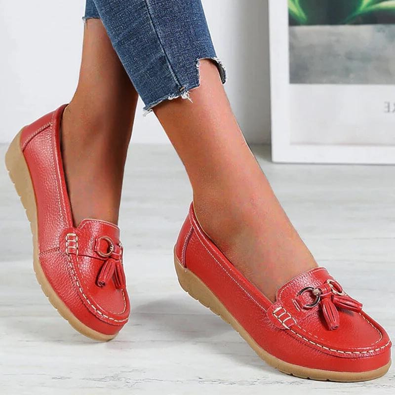 Side view: Women's stylish orthopedic flats with arch support, ideal for walking & casual wear.