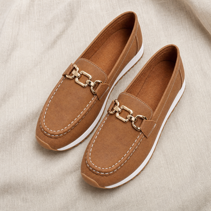 Casual women's comfort shoes: orthopedic loafers with arch support, perfect for foot health.