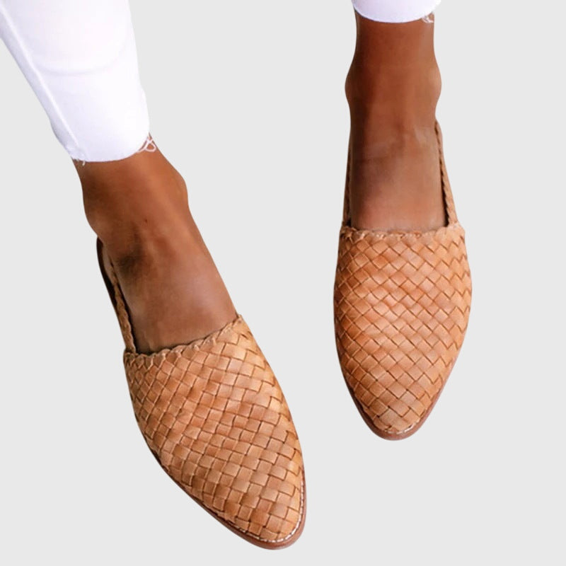 Women's orthopedic sandals for pain relief, featuring arch support and ultimate comfort.