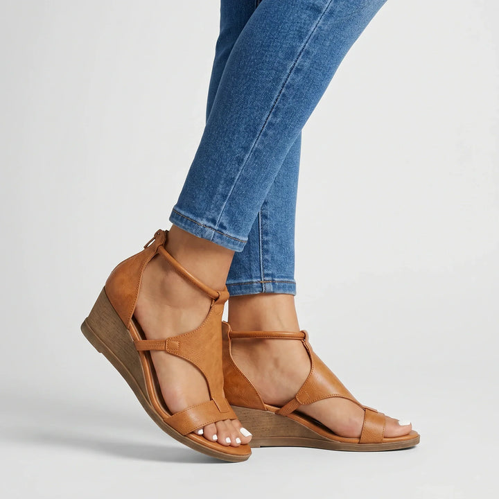 Women's orthopedic strappy summer sandals with arch support for comfortable everyday wear and foot pain relief.