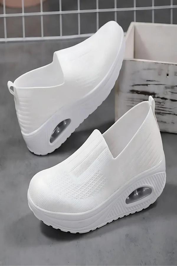 Comfortable women's walking shoes with arch support. Perfect for everyday wear & pain relief.