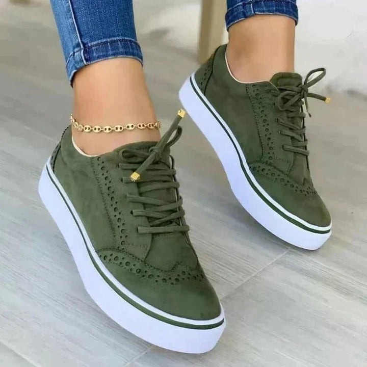 Casual women's walking shoes, designed for all-day comfort with orthopedic support and breathable design.