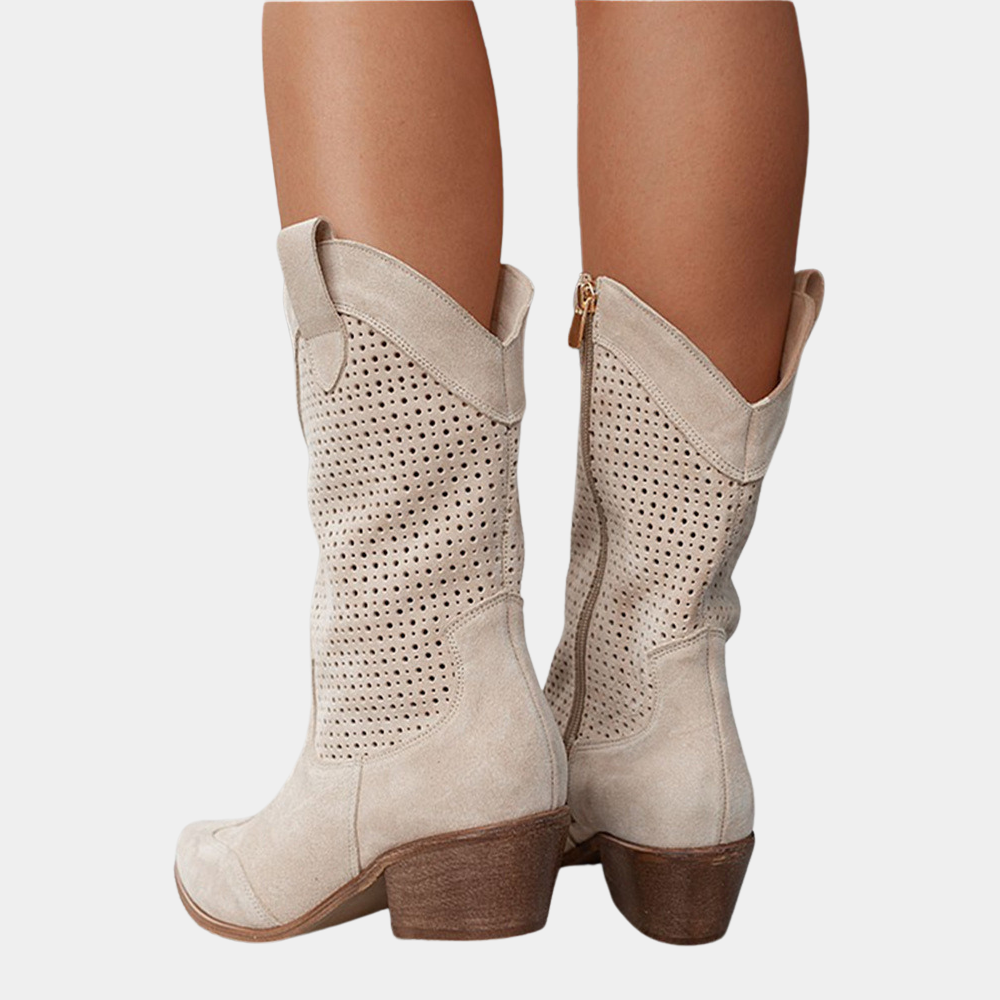 Women's comfortable cowboy boots with orthopedic features. Western-style pull-on design & trendy stacked heel.