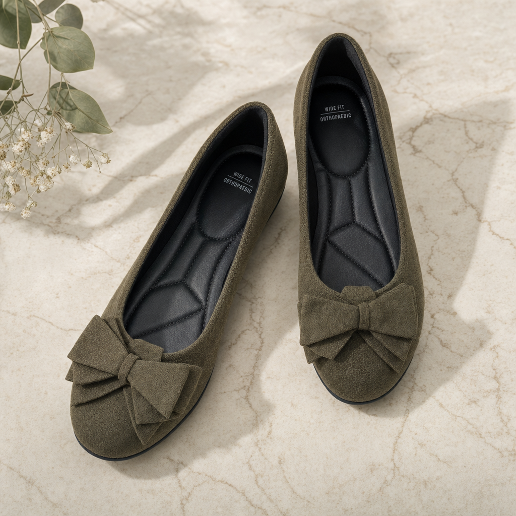 Elegant women's orthopedic wide fit ballet flats, perfect for all-day comfortable everyday wear.