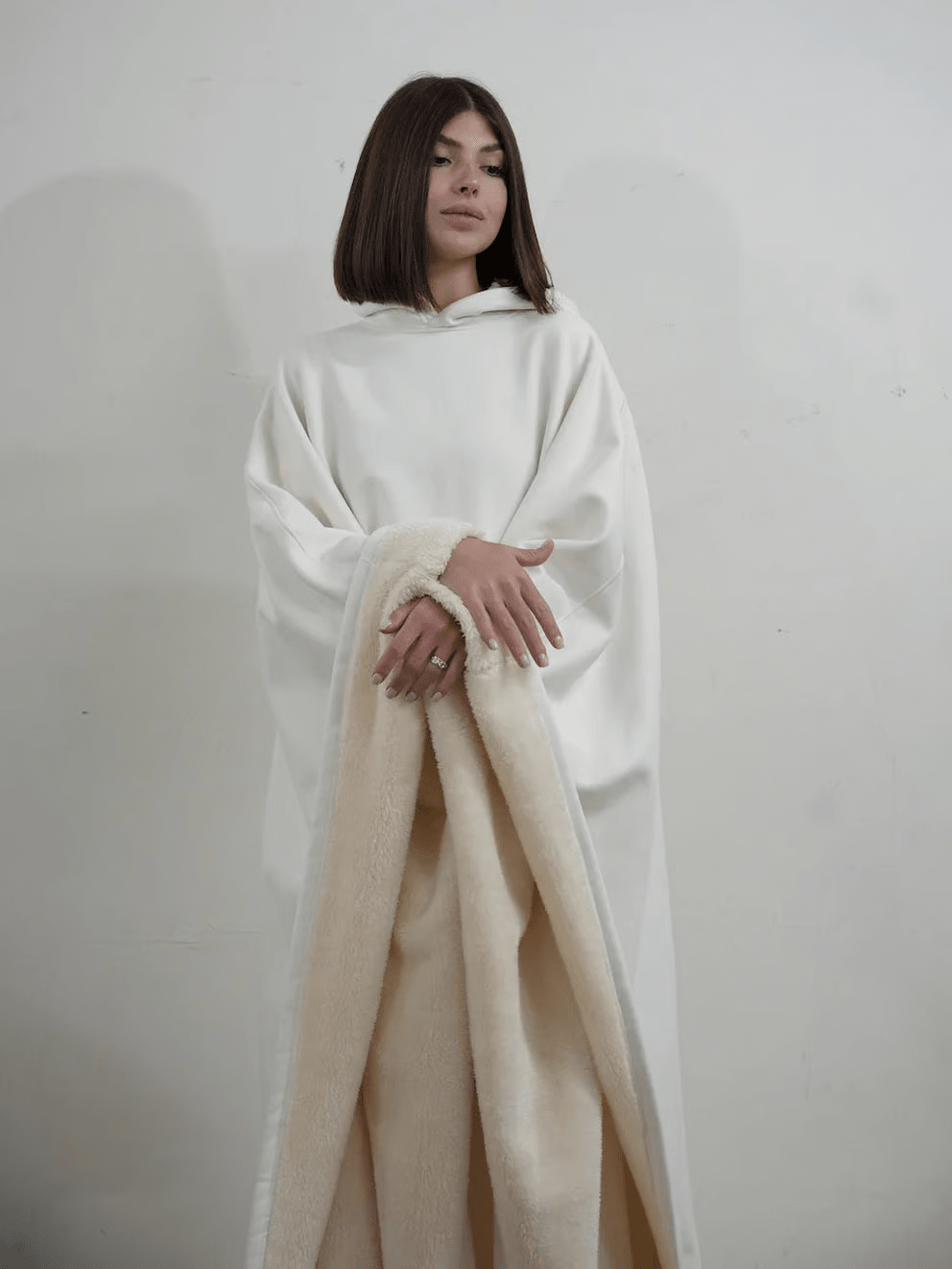 Anti-stress comfort hoodie, perfect soft loungewear.