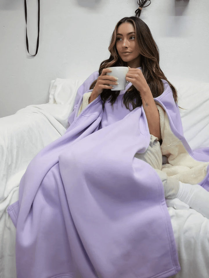 Cozy fashion women's hoodie, anti-stress relaxation wear.