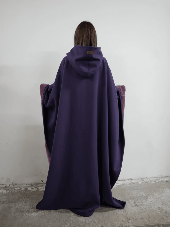 Oversized comfort hoodie, perfect for casual anti-stress wear.