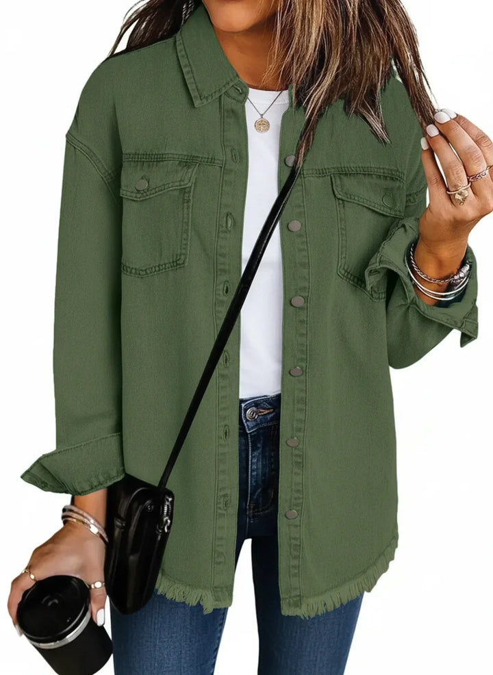 Casual women's oversized jacket, featuring a fashionable fringe hem, ideal for daily wear.