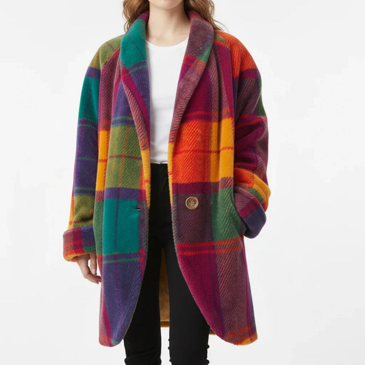 Women's oversized plaid jacket, a chic & comfy longline layering piece for autumn fashion & casual wear.