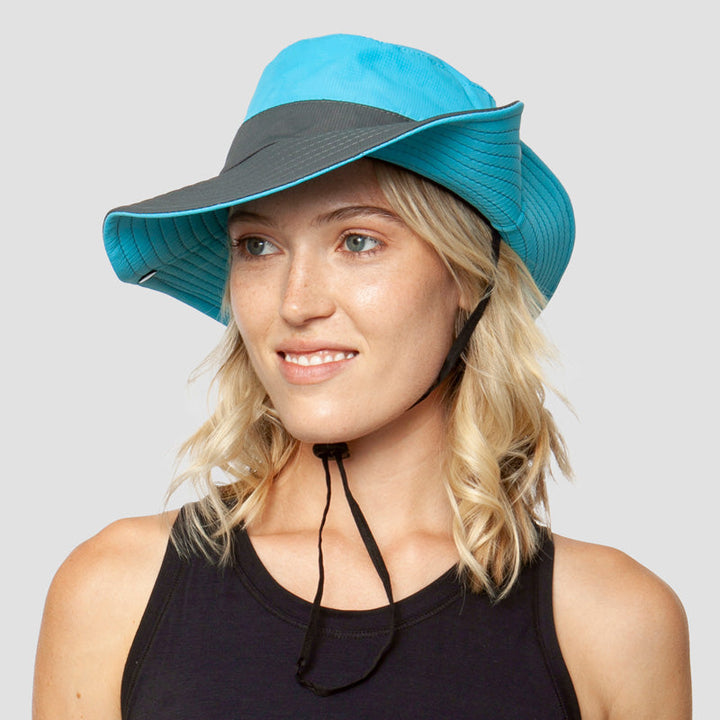Fashionable women's sun hat, foldable, UV protection, ideal for vacations and resort wear