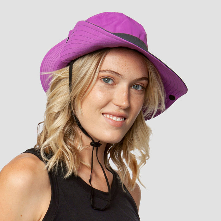Women's orange sun hat, UV protection, foldable, a must-have for all outdoor enthusiasts