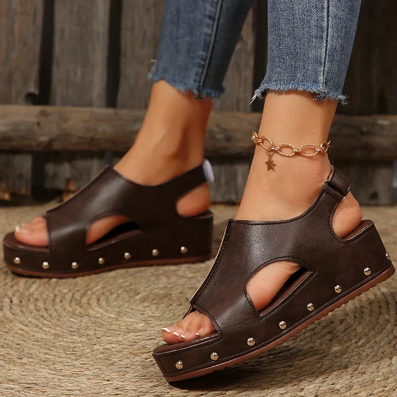 Elevated comfort women's platform sandals, perfect casual summer footwear for a chic slip-on look.