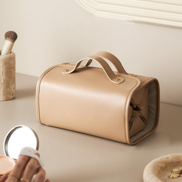 Zoomed-in texture of the high-quality waterproof PU leather used for the cosmetic travel bag
