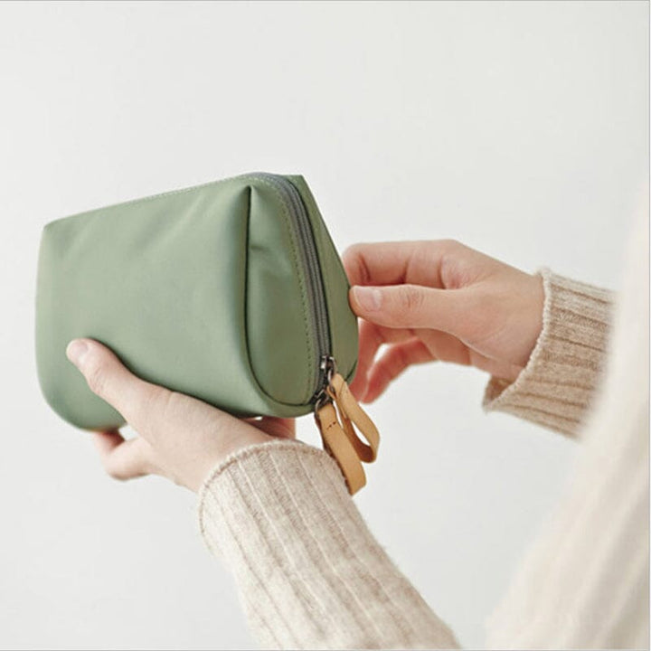 Durable women's travel accessory, makeup organizer pouch in black