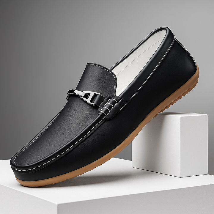 Stylish women's slip-on leather loafers in a classic design, versatile casual footwear