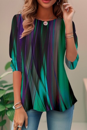 Stylish women's patterned crew neck top, three-quarter sleeve for versatile summer fashion & casual layering.