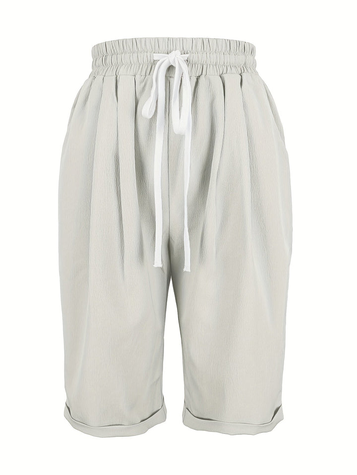 Stylish women's pull-on cropped straight leg shorts, comfortable for summer casual wear.