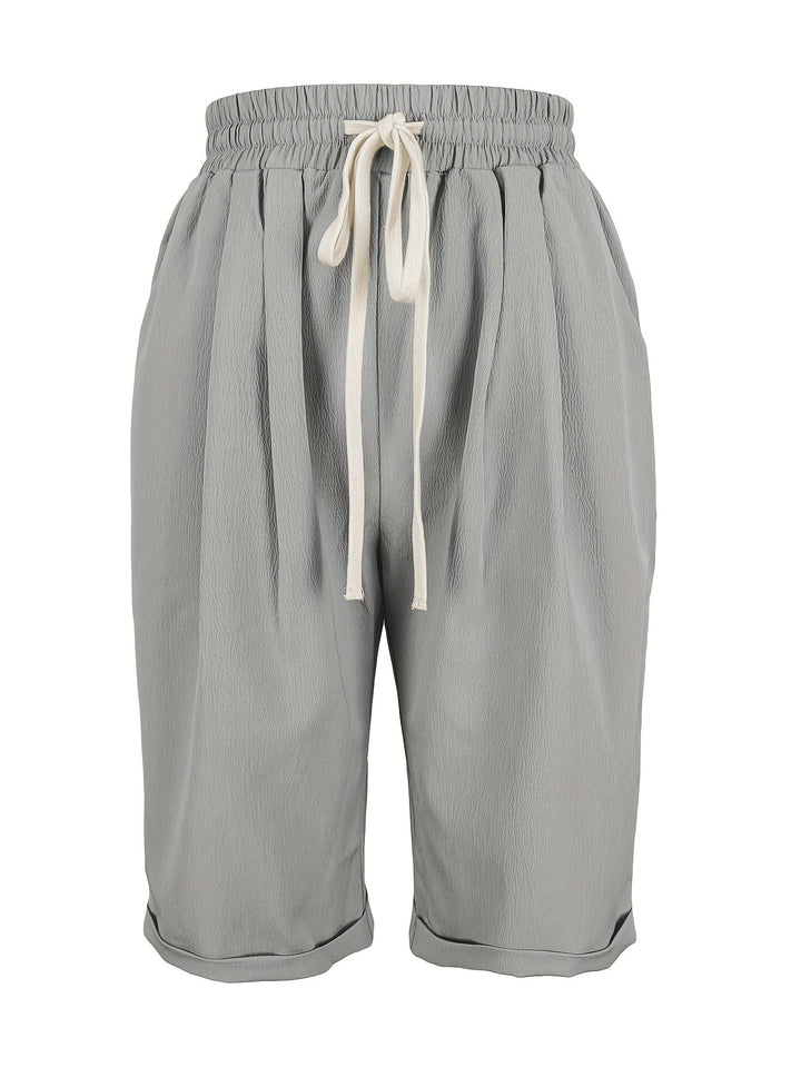 Versatile women's pull-on cropped straight leg shorts, perfect for casual outings or relaxed home wear.