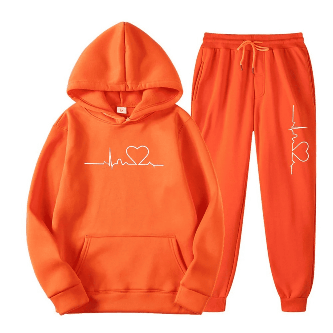 Cozy women's loungewear set featuring a relaxed hoodie & jogger pants, ideal for at-home comfort