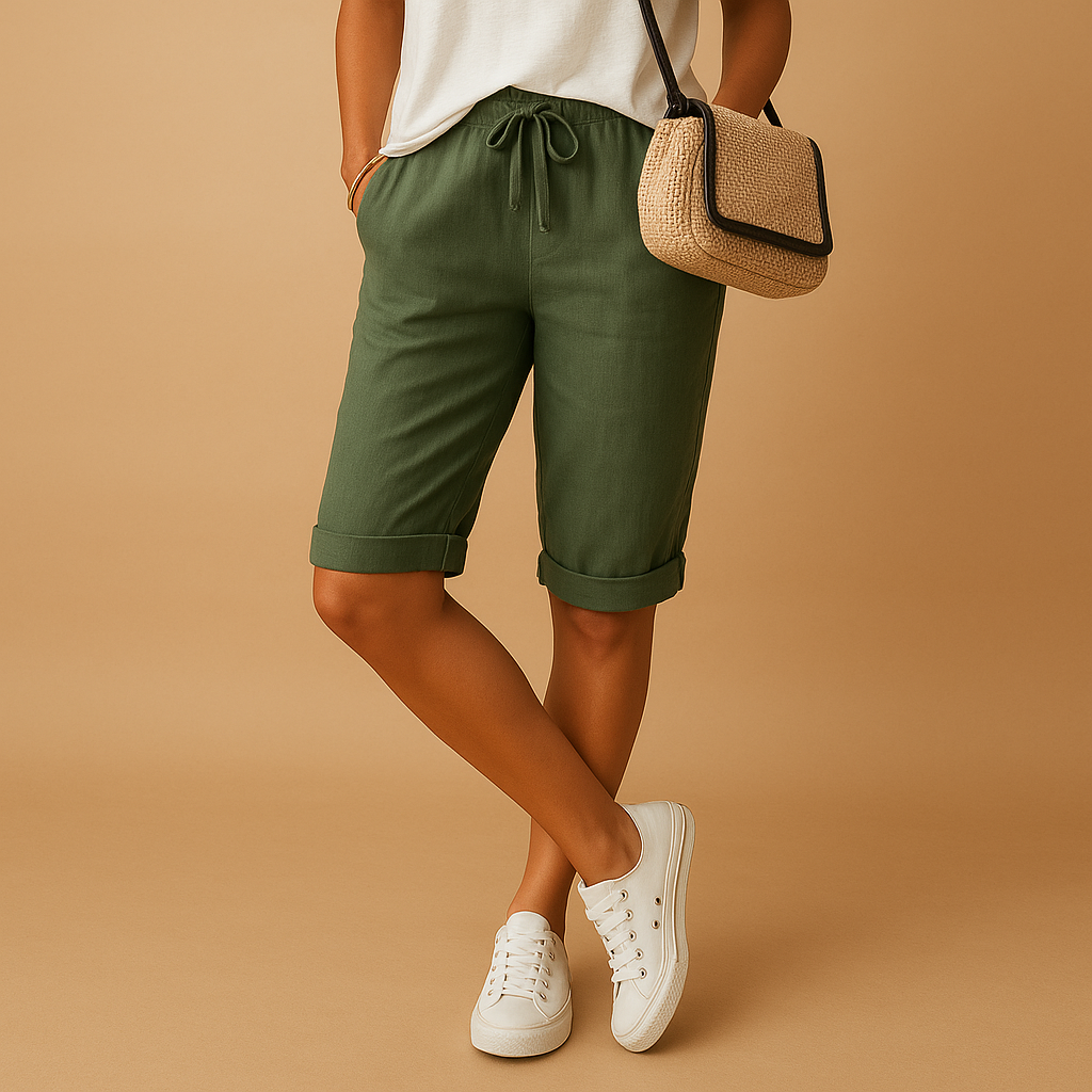 Stylish women's relaxed fit capri pants, breathable and comfortable, with a drawstring waist for easy summer fashion.